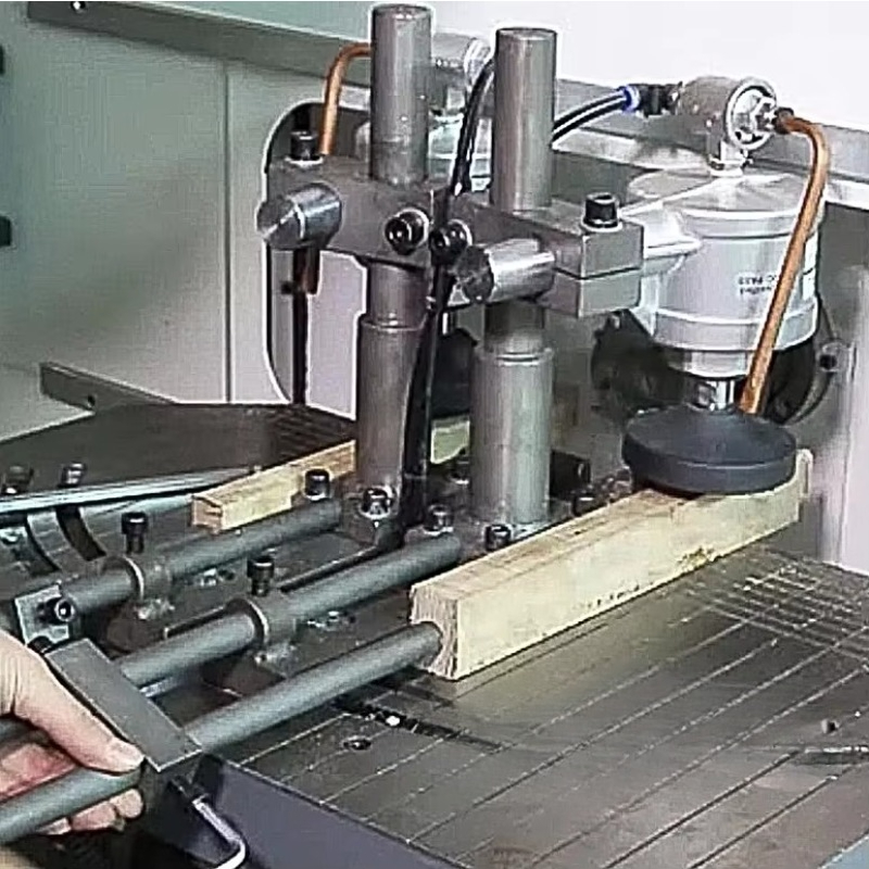 Деревообрабатывающий станок с  – обзор и цена Cnc Spindle Motor